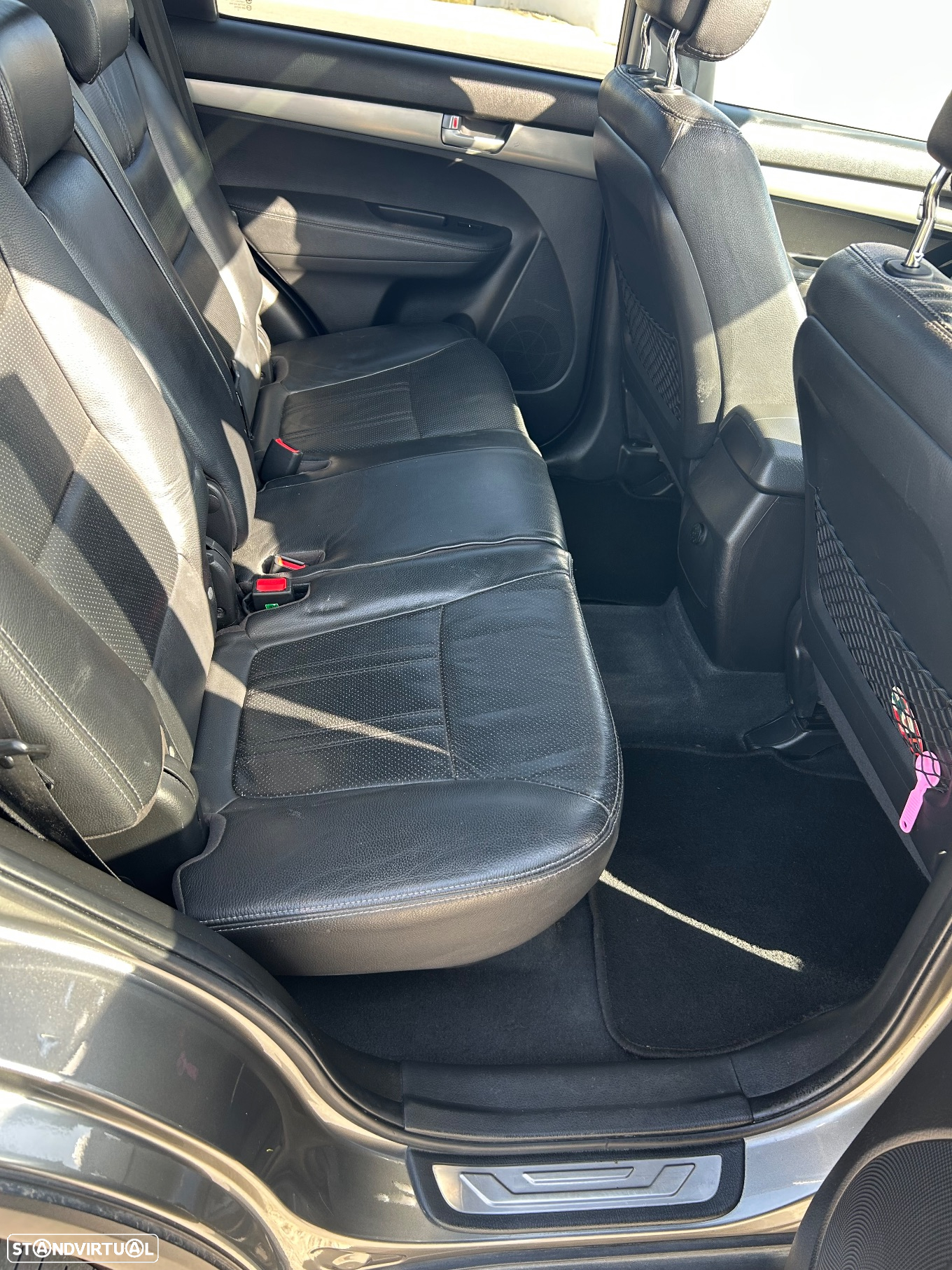 Kia Sorento 2.0 CRDi TX Tecto Panorâmico - 15