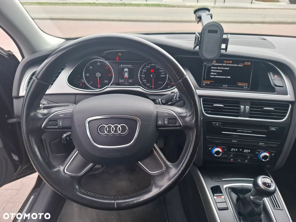 Audi A4 Avant 2.0 TDI DPF Ambiente - 13