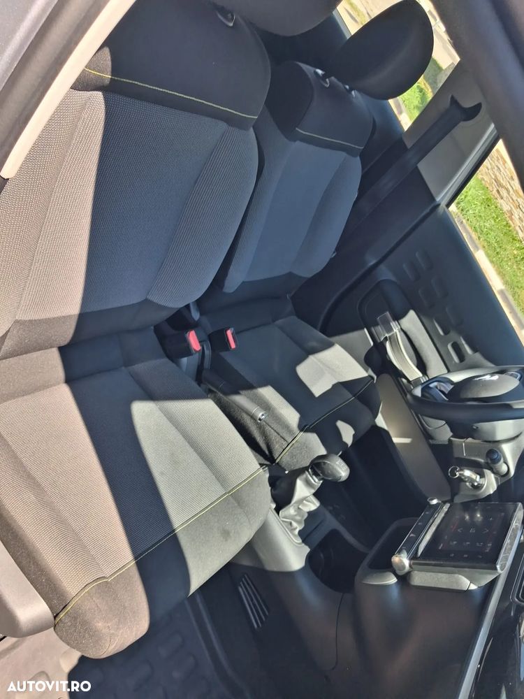 Citroën C3 1.2 PureTech BVM Shine - 23