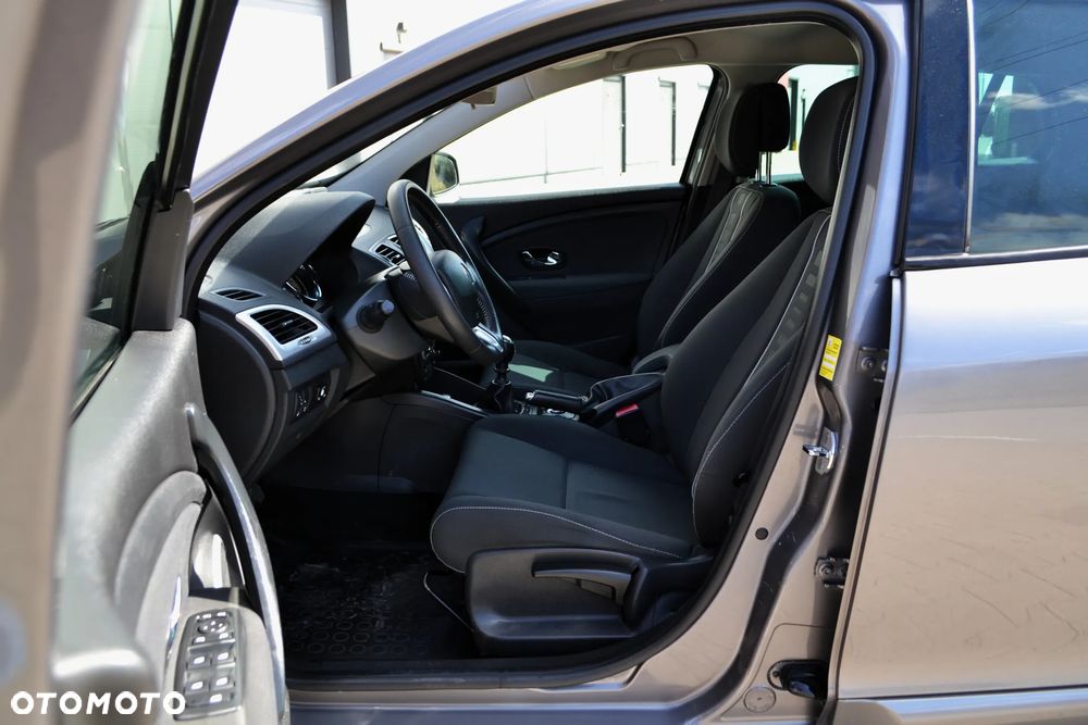 Renault Megane 1.6 16V 110 TomTom Edition - 6