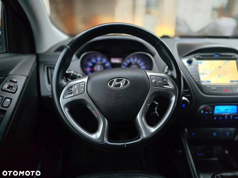 Hyundai ix35 - 23