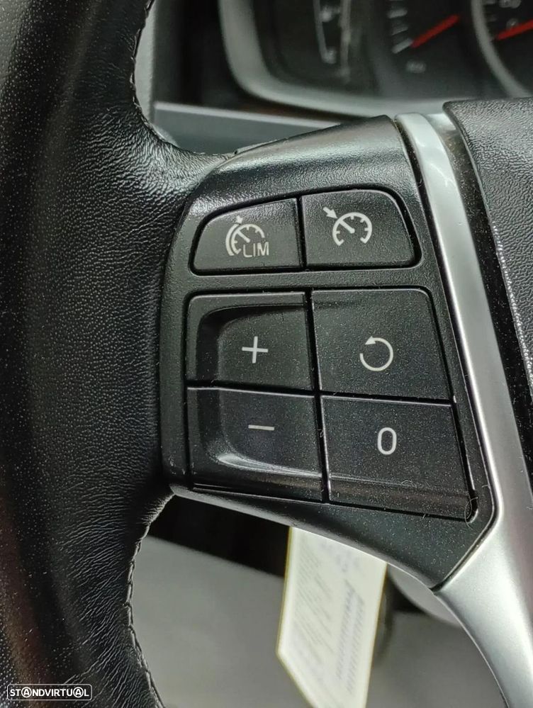 Volvo V60 - 18