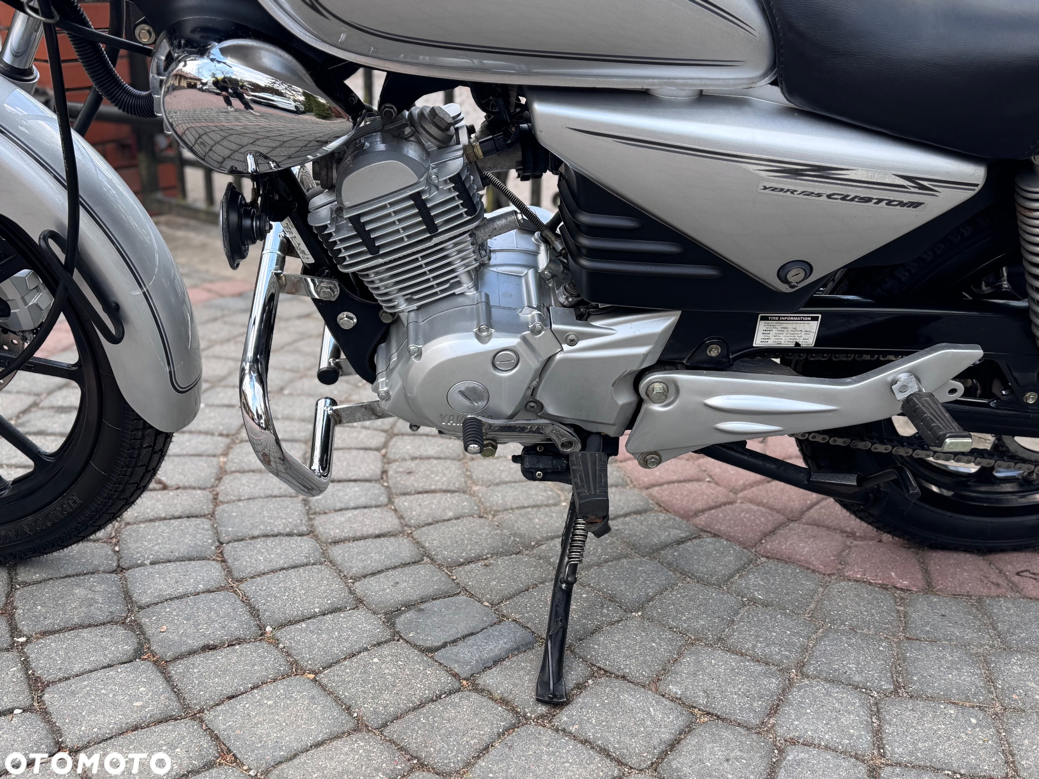 Yamaha YBR - 16