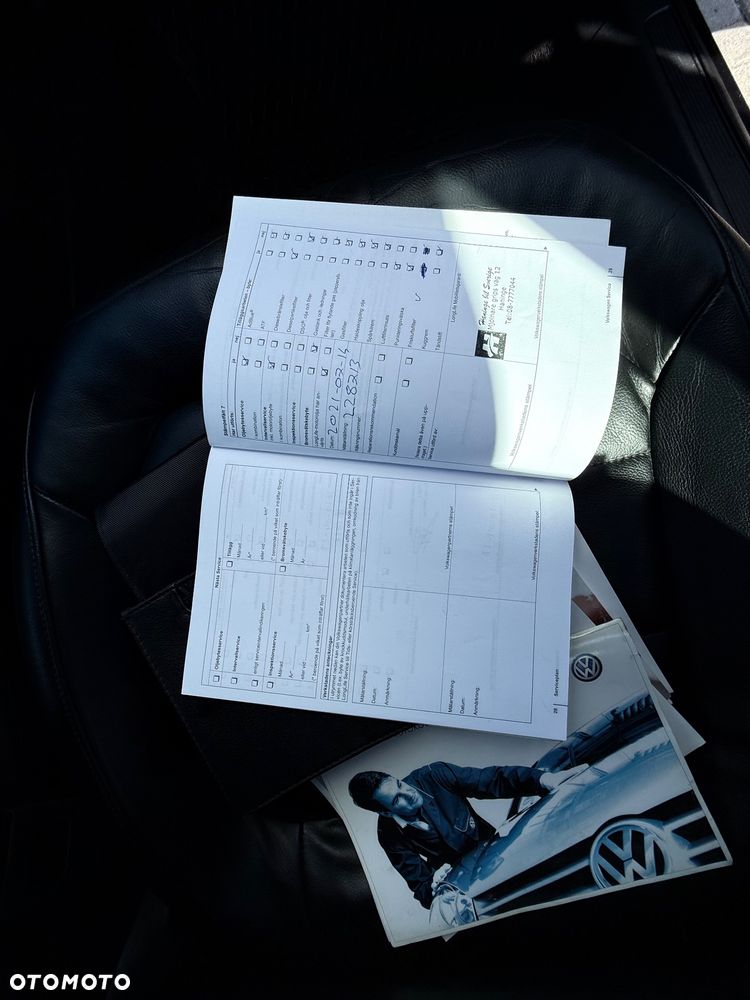 Volkswagen Passat 2.0 TDI DPF Sportline DSG - 29