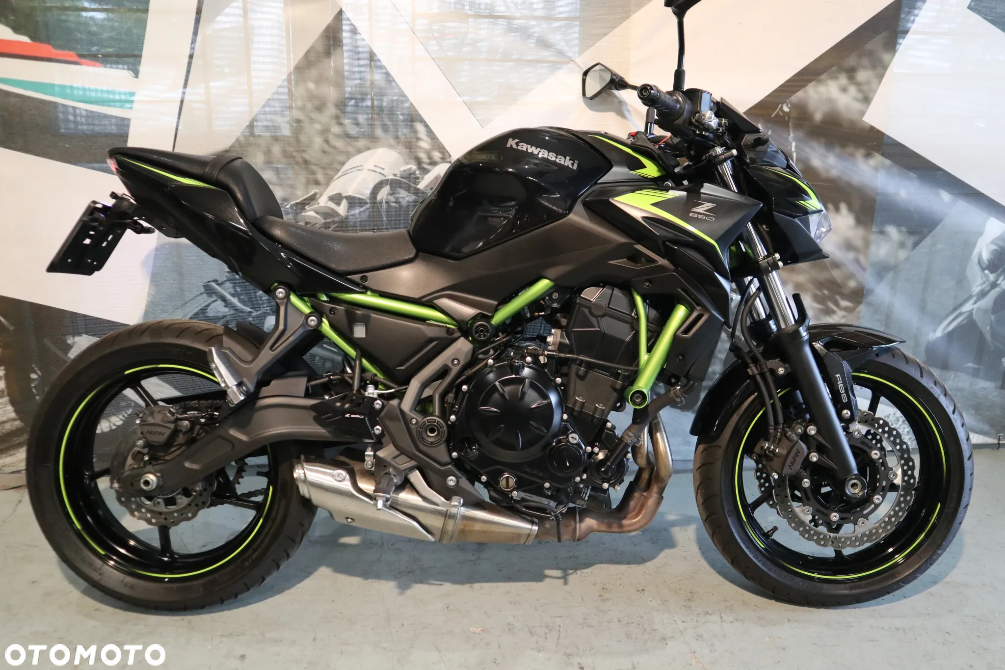 Kawasaki Z 650 - 16