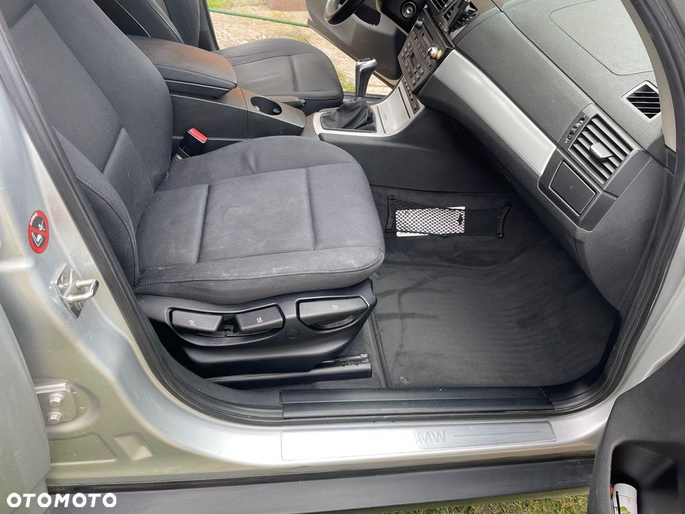 BMW X3 2.0d - 13