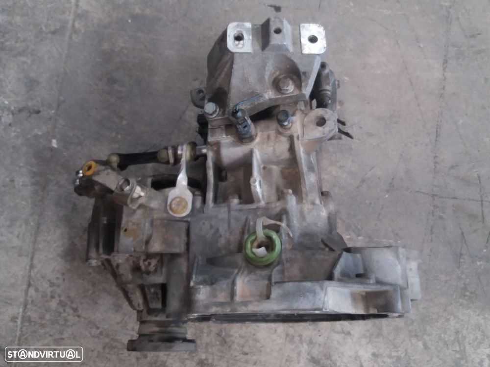 CAIXA VELOCIDADES AUDI A3 1997 - 2