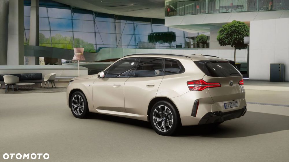 BMW X3 xDrive20 mHEV - 2