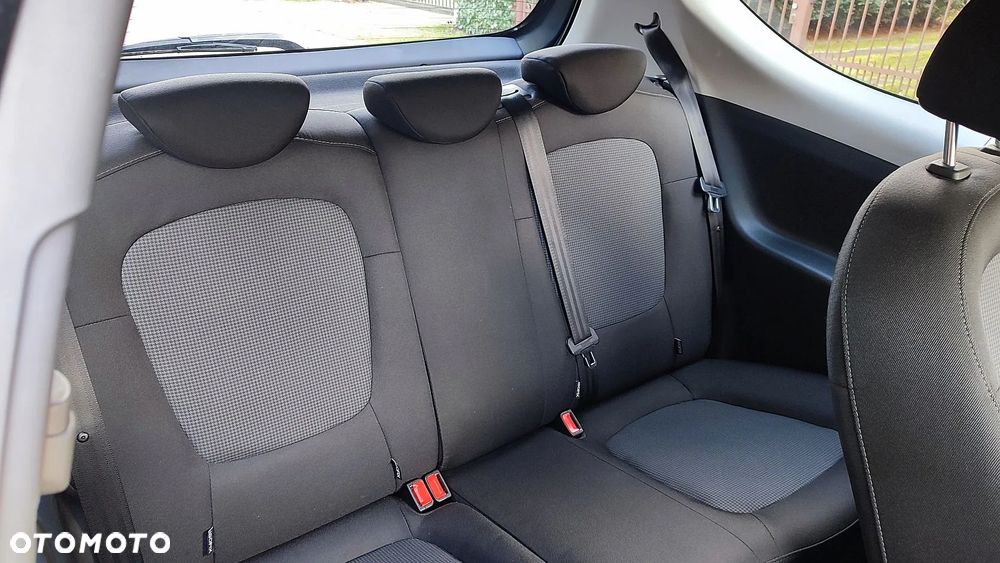 Hyundai i20 1.25 Comfort - 20