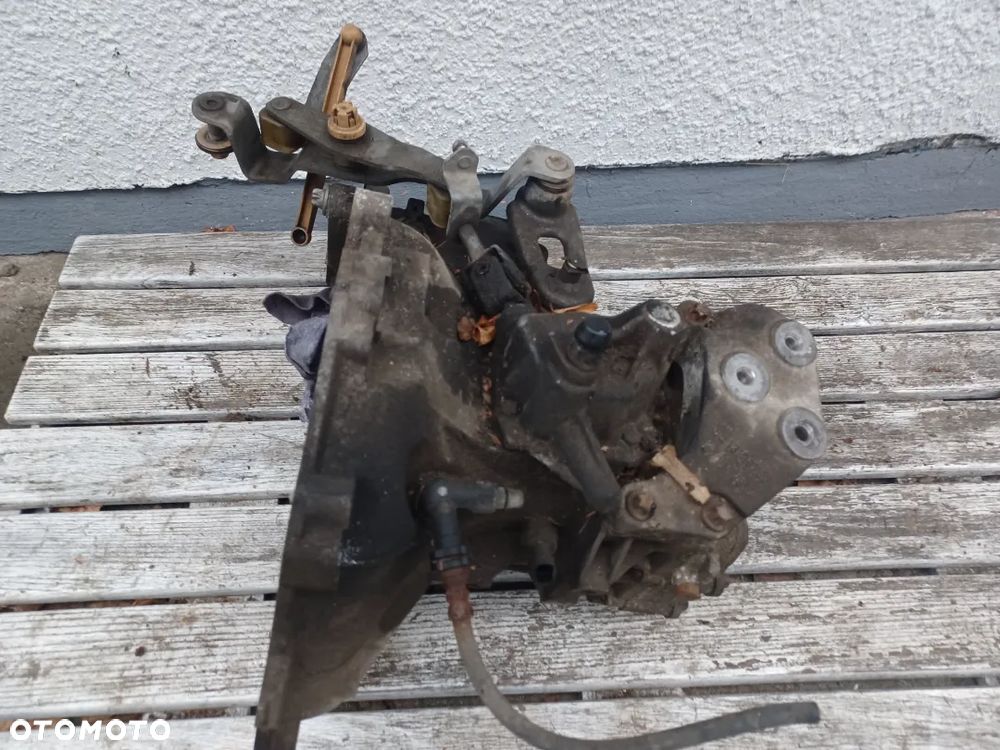 SKRZYNIA BIEGÓW OPEL CORSA D 1.3 CDTI - 1