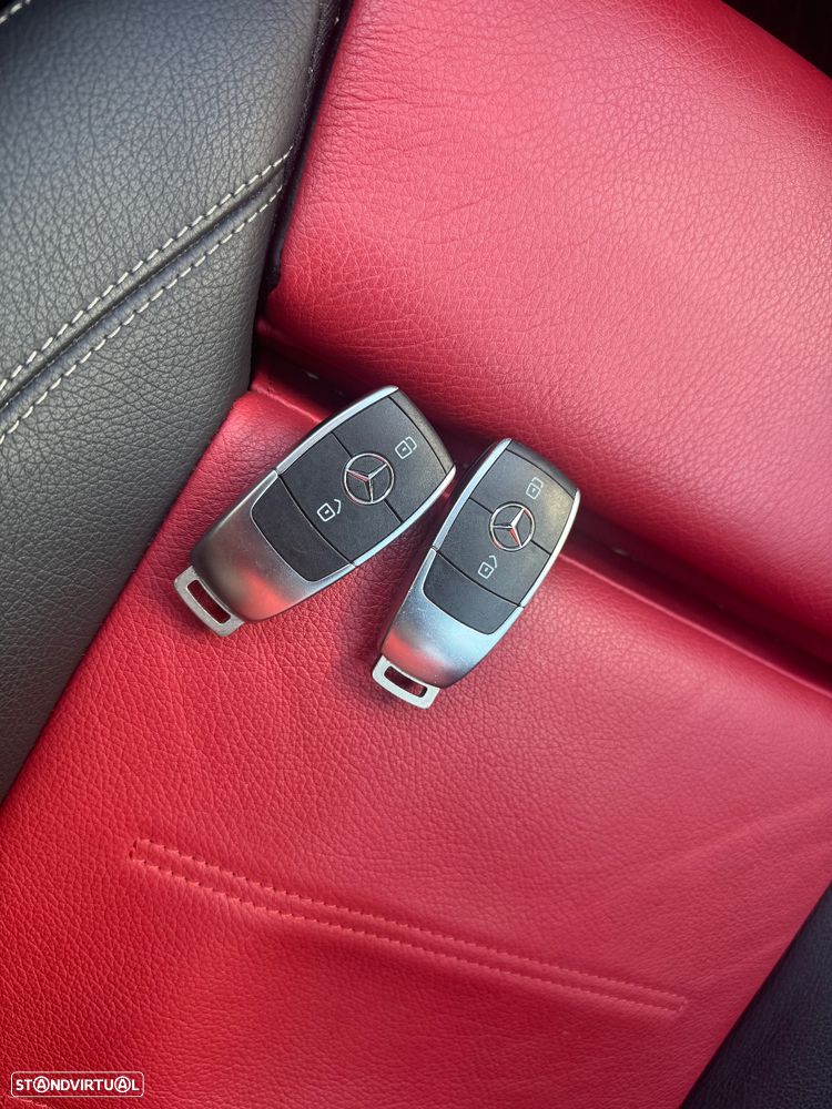Mercedes-Benz A 220 4Matic 7G-DCT AMG Line - 10