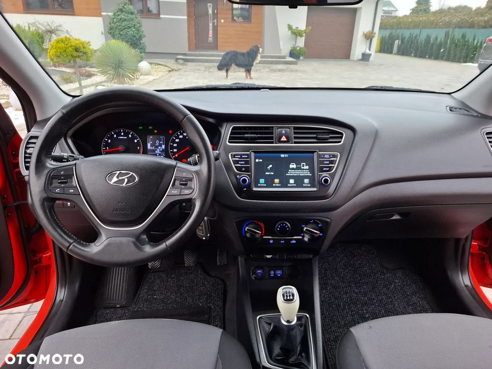 Hyundai i20 blue 1.2 Classic - 23