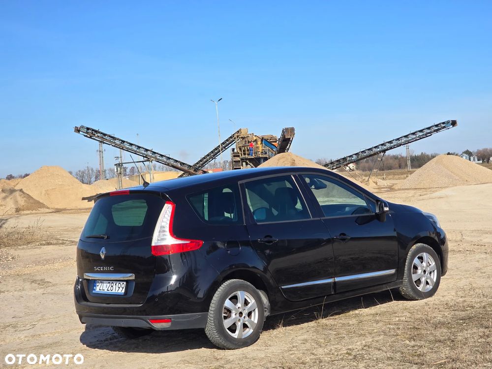 Renault Scenic 2.0 16V 140 CVT Luxe - 13