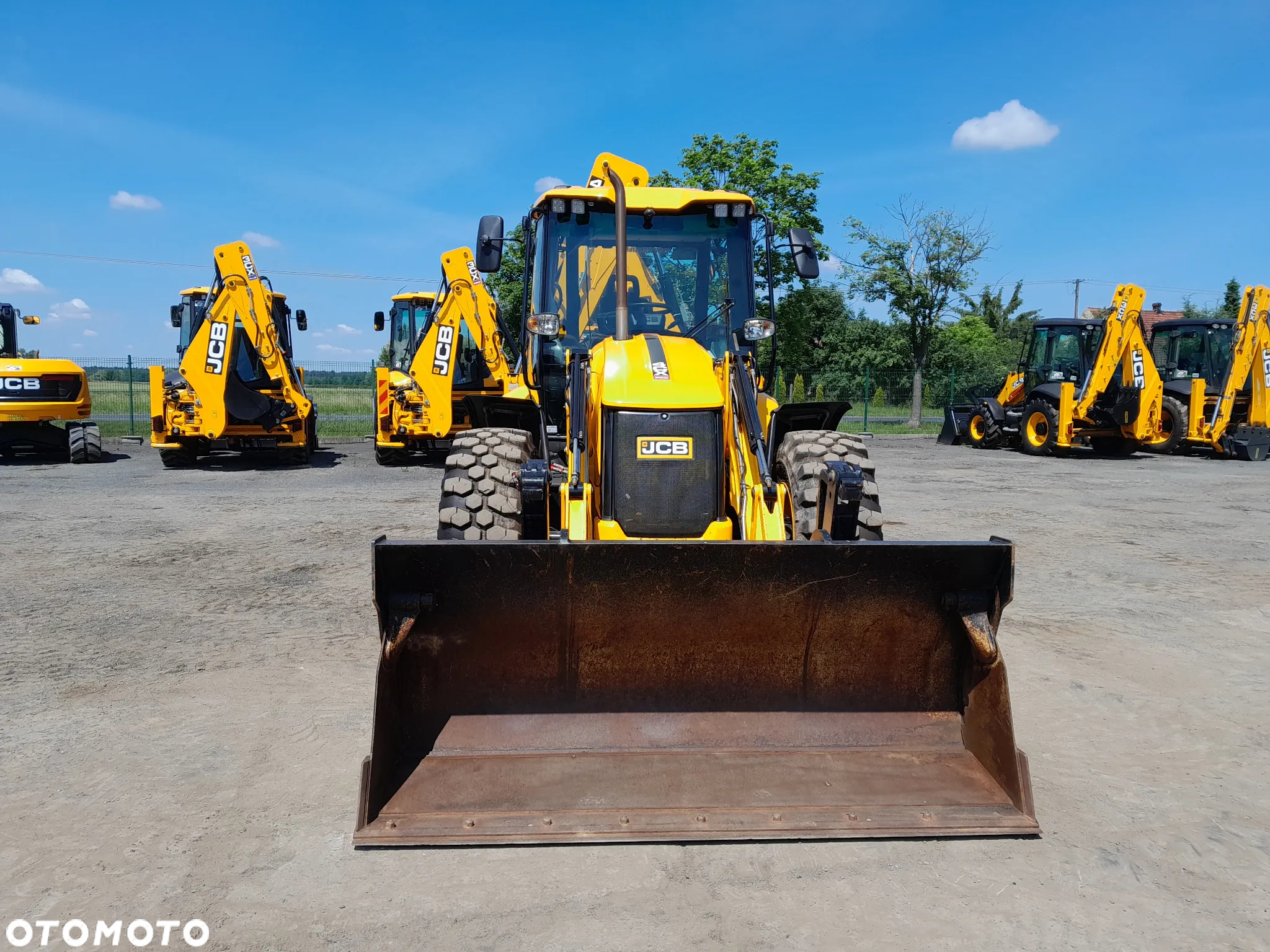 JCB JCB 4CX DUALDRIVE - 4