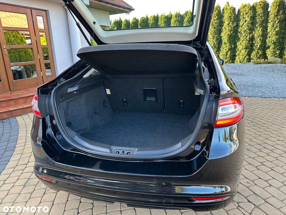 Ford Mondeo - 17