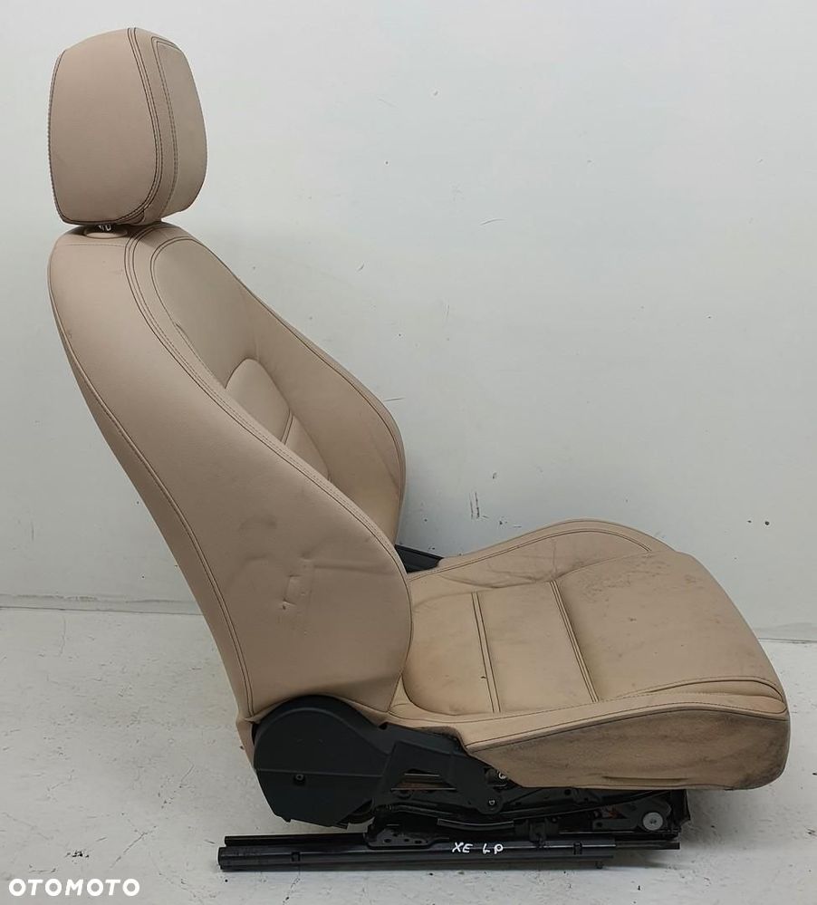 FOTEL KIEROWCY LEWY PRZÓD JAGUAR XE X760 EUROPA - 10
