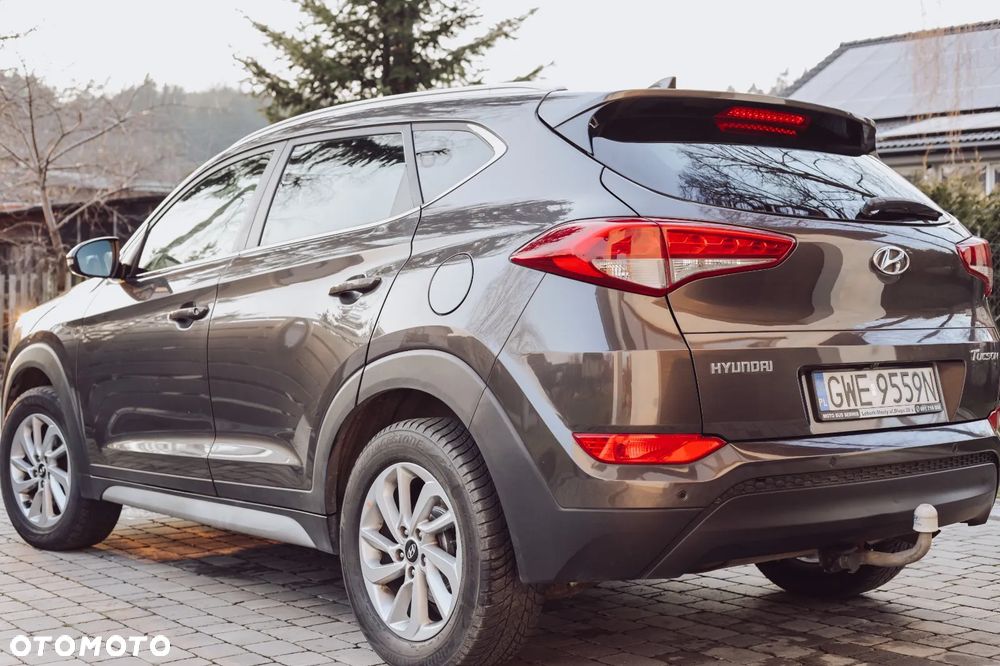 Hyundai Tucson blue 1.7 CRDi 2WD Advantage - 10