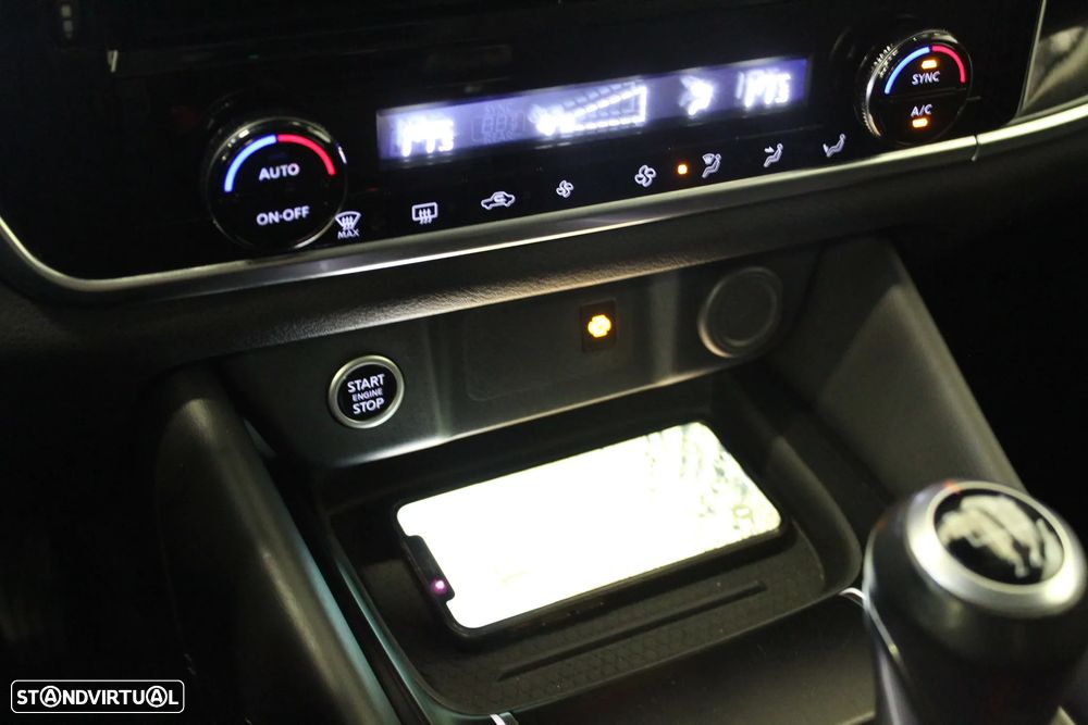 Nissan Qashqai 1.3 DIG-T N-Connecta - 19