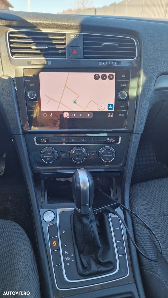 Volkswagen Golf - 13