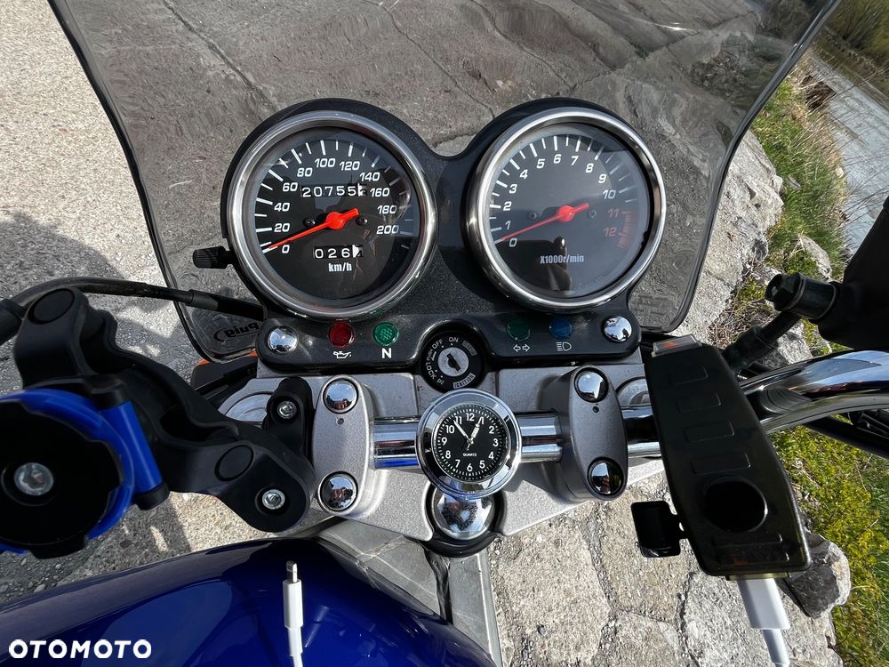 Suzuki GS - 4