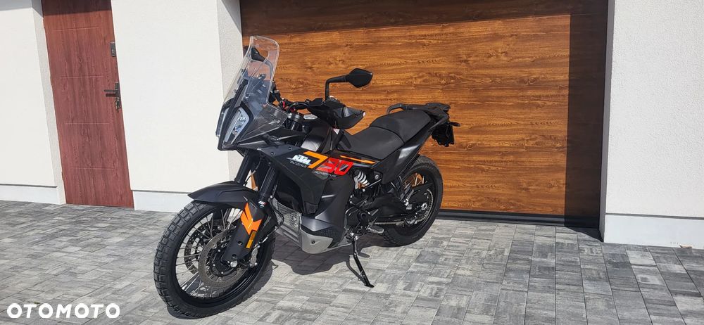 KTM Adventure - 10