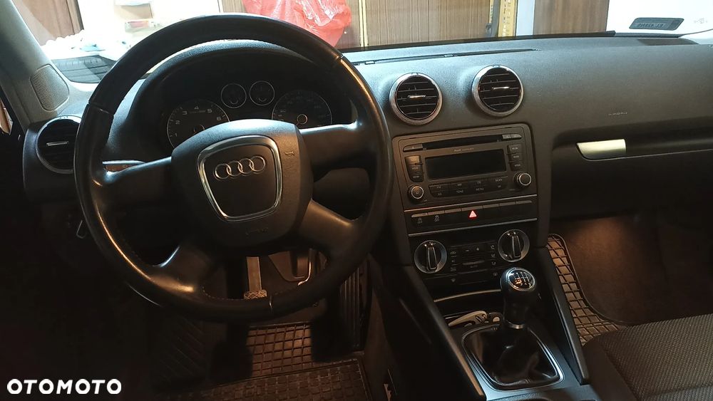 Audi A3 Sportback 1.2 TFSI Attraction - 13