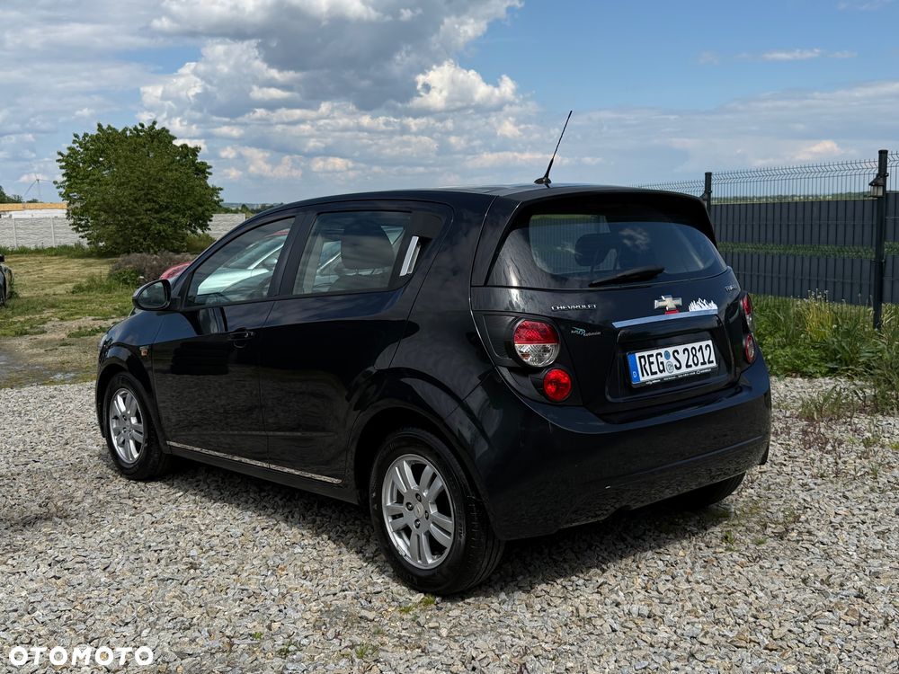 Chevrolet Aveo 1.4 16V LS - 3
