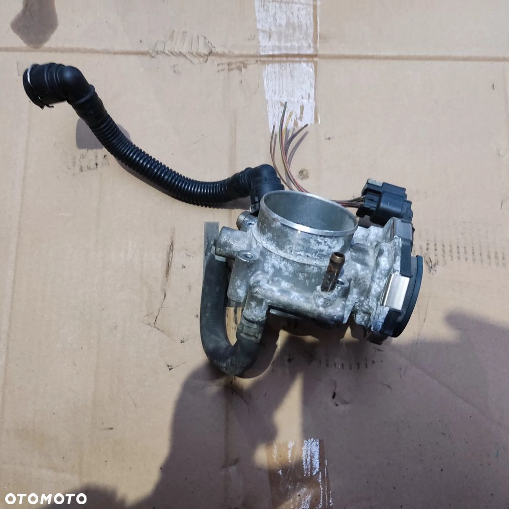 PRZEPUSTNICA OPEL INSIGNIA A 1.8B BENZYNA A18XER 55561495