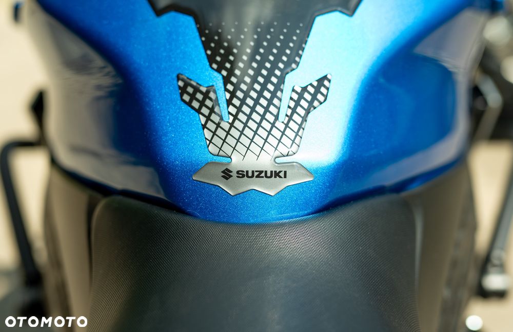 Suzuki GSX 1000 - 7