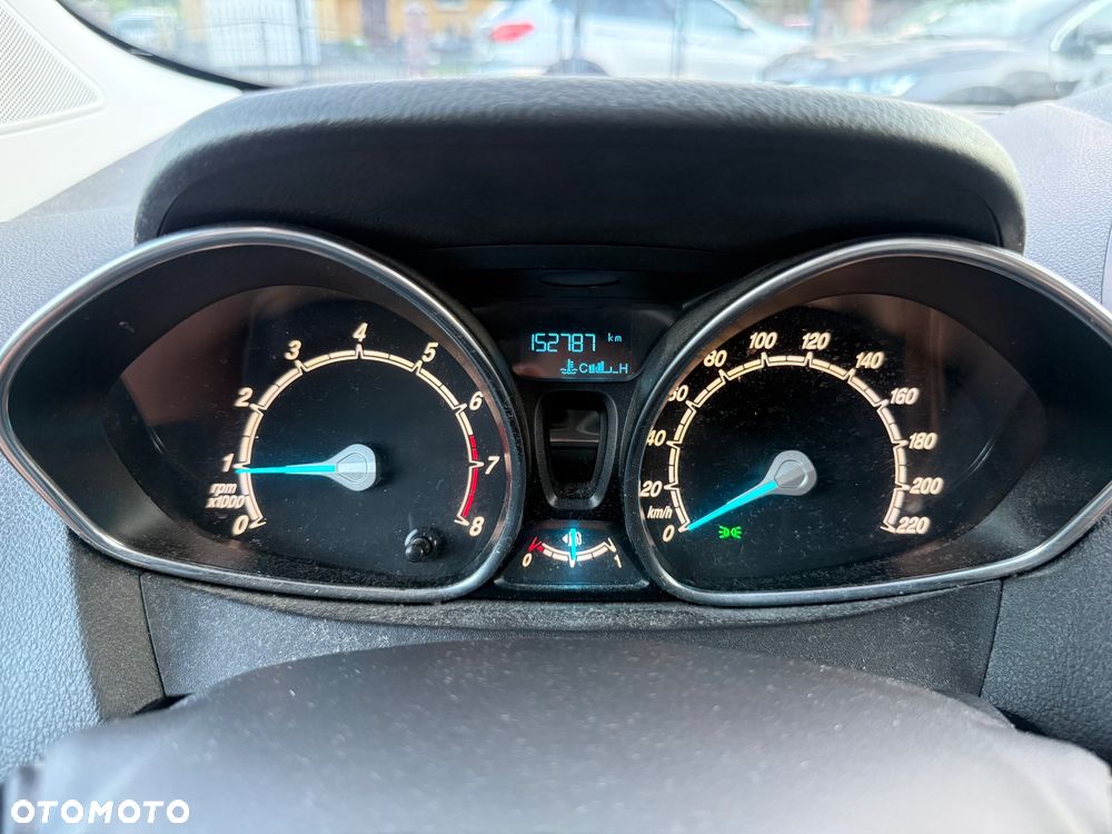 Ford Tourneo Courier 1.0 EcoBoost Titanium - 25