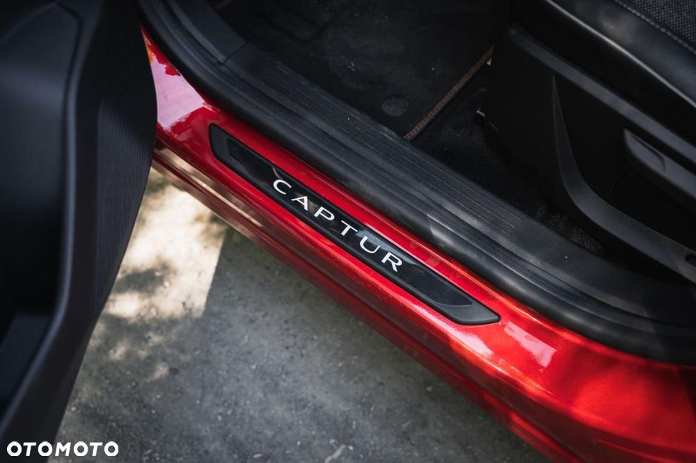 Renault Captur - 25