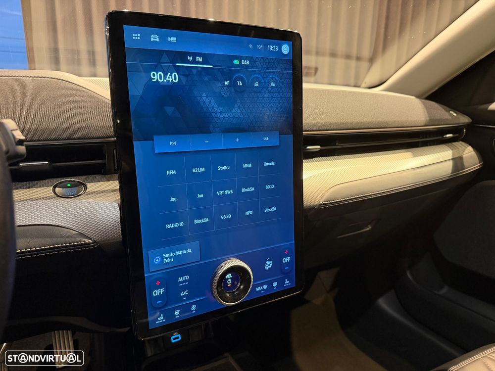 Ford Mustang Mach-E 98.7 kWh Premium - 22