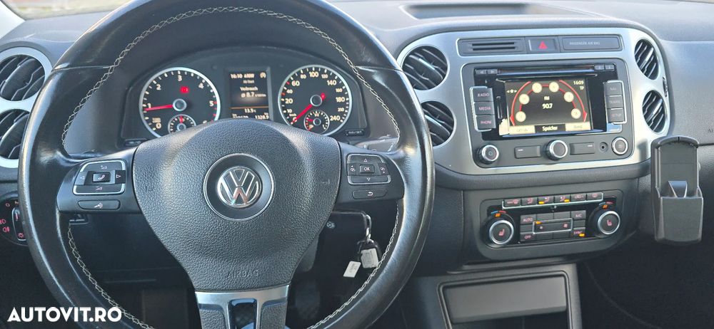 Volkswagen Tiguan - 15