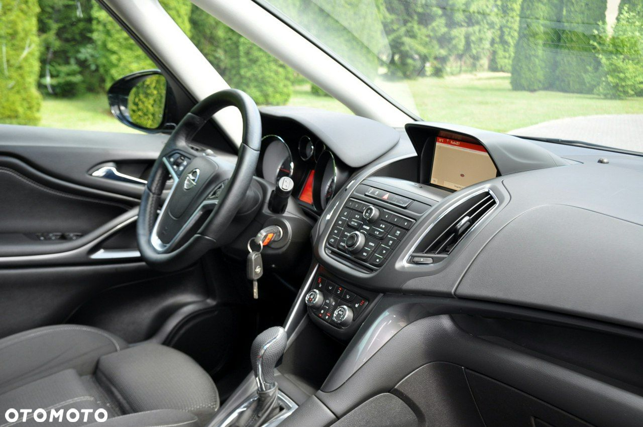 Opel Zafira - 17