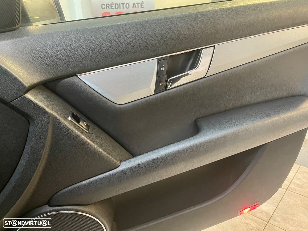 Mercedes-Benz C 250 CDi Classic J17 BlueEfficiency - 28