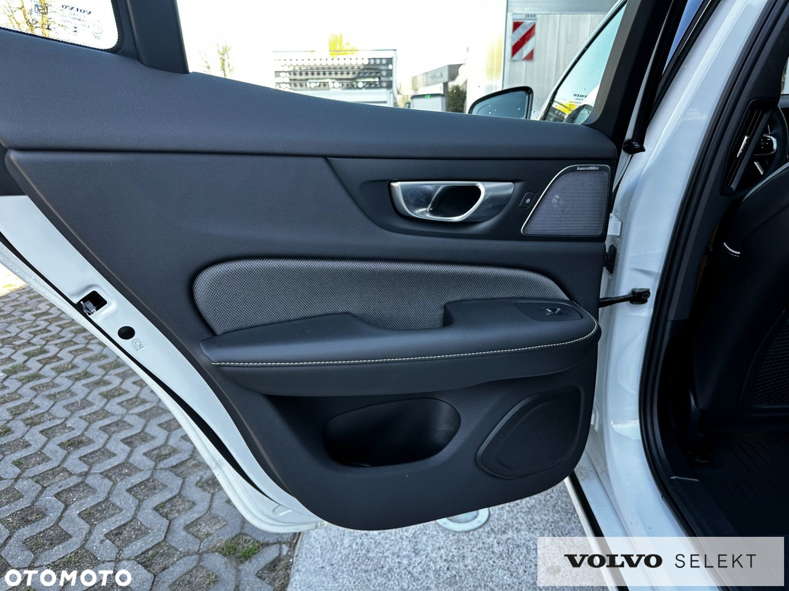 Volvo S60 - 16