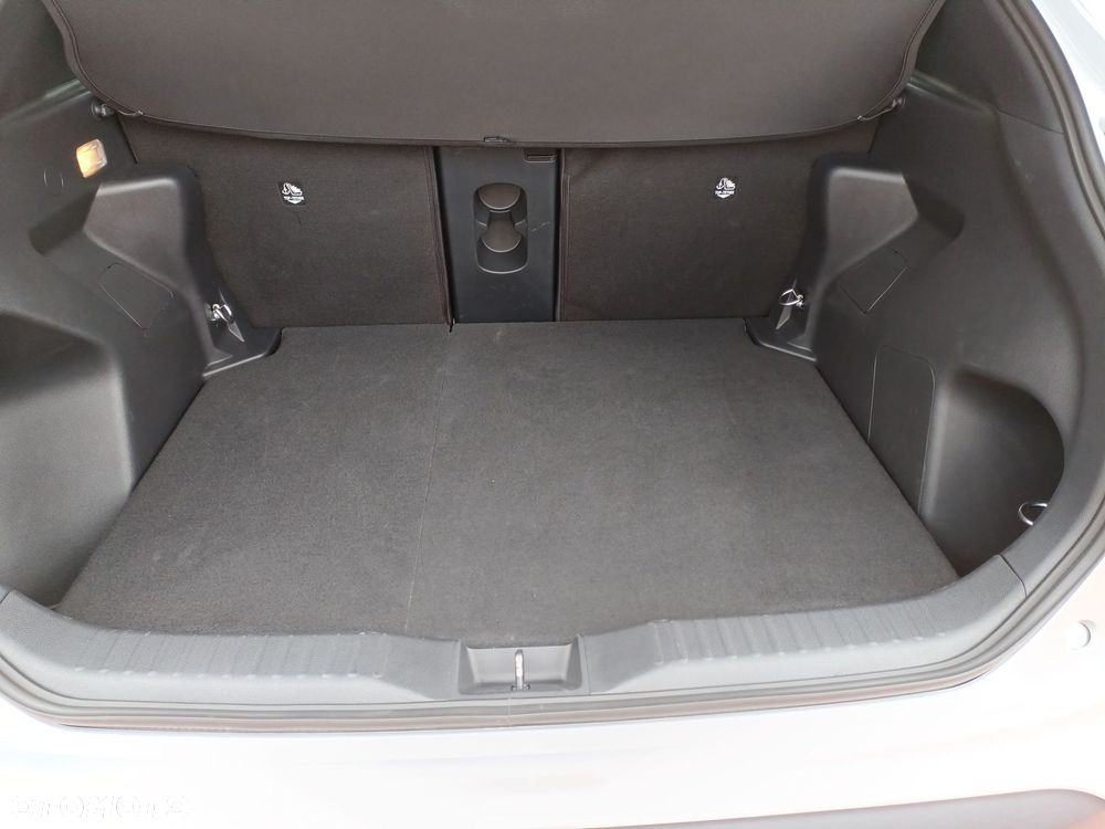Toyota Yaris Cross Hybrid 1.5 Style - 19