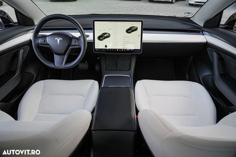 Tesla Model 3 AWD Long Range - 13
