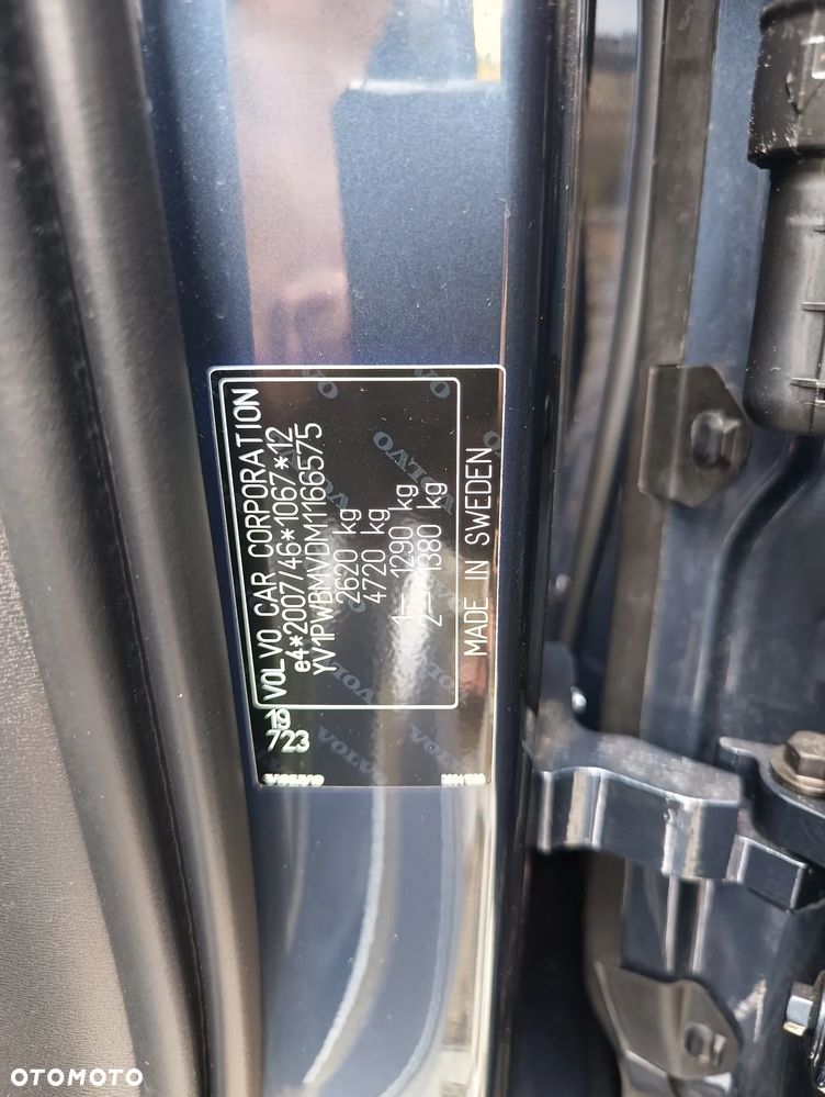 Volvo V90 T8 AWD Plug-In Hybrid Inscription - 39