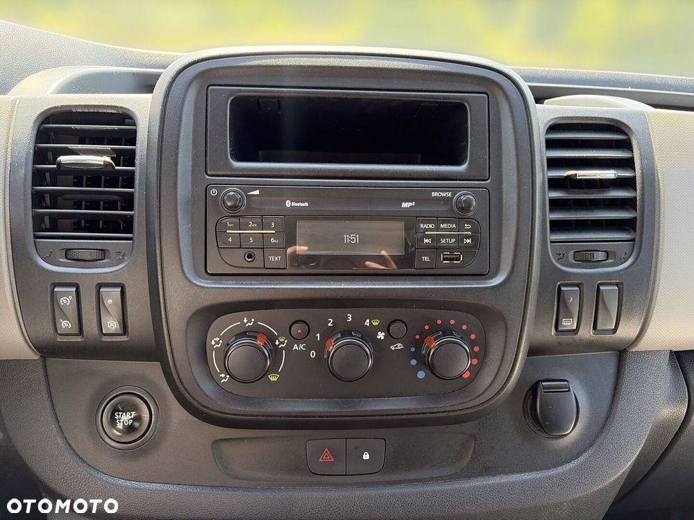 Renault Trafic - 19