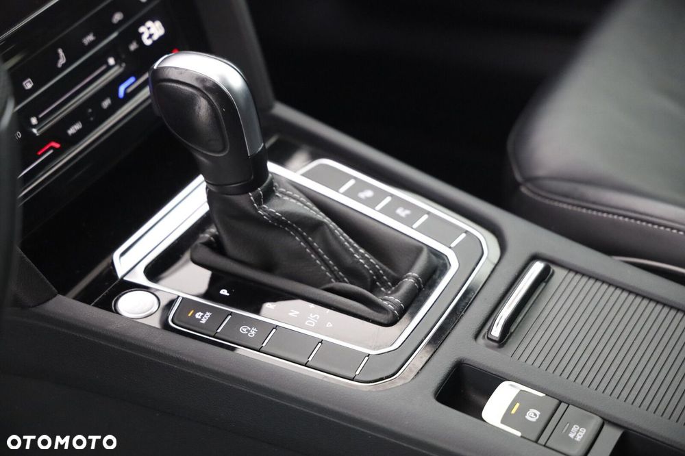 Volkswagen Arteon Shooting Brake 2.0 TSI R-Line DSG - 14
