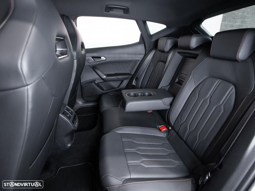 Cupra Formentor 1.4 e-Hybrid DSG - 11