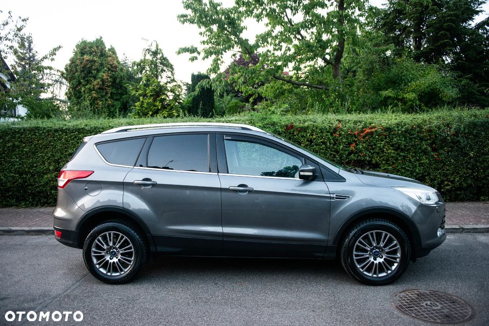 Ford Kuga 2.0 TDCi 4x4 Titanium - 4