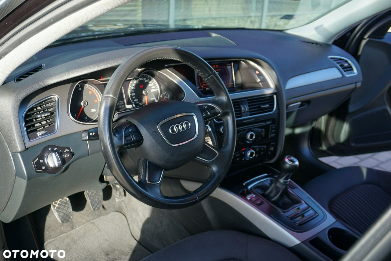 Audi A4 2.0 TDI - 11