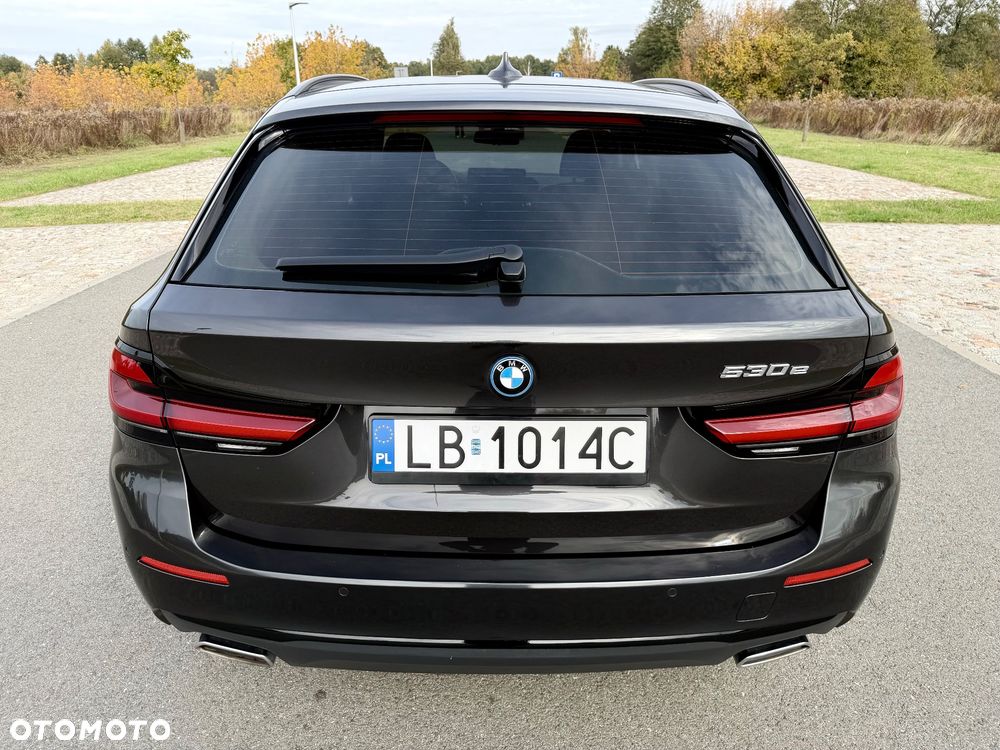 BMW Seria 5 530e Luxury Line - 7