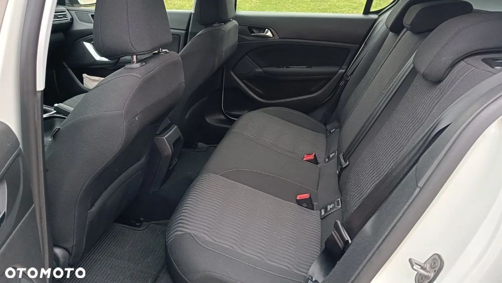Peugeot 308 1.6 THP Active - 6