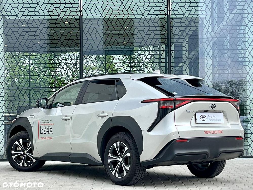 Toyota bZ4X 71.4kWh Prestige - 11