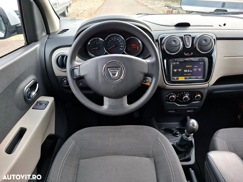 Dacia Lodgy dCi 110 Comfort - 8