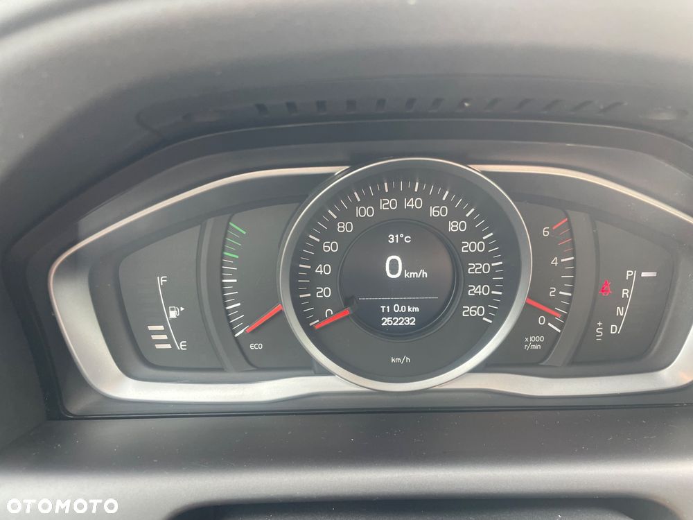 Volvo XC 60 - 13