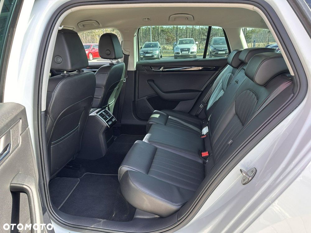 Skoda Superb 2.0 TDI SCR 4x4 L&K DSG - 16